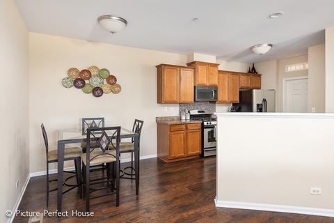7520 Claridge Dr #H, Bridgeview, IL 60455 photo 6