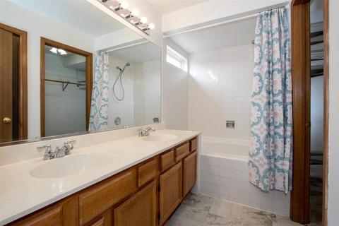 317 Sundance Dr, Bartlett, IL 60103 photo 12