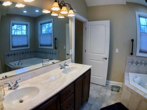 2231 Fox Run Dr, Kankakee, IL 60901 photo 13