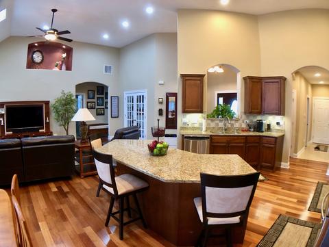 2231 Fox Run Dr, Kankakee, IL 60901 photo 4