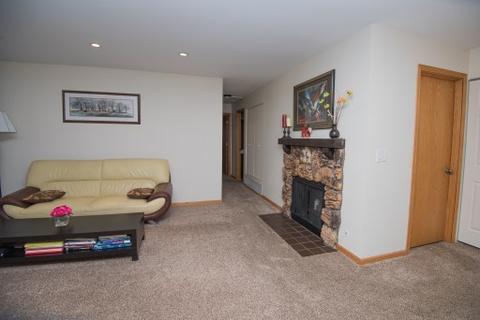 1536 Heather Ct #D2, Wheeling, IL 60090 photo 10