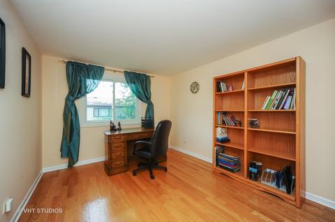 1412 Bayside Dr, Wheeling, IL 60090 photo 8