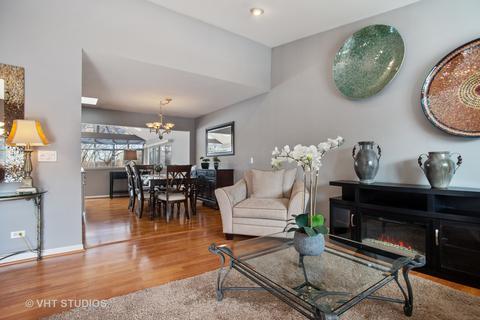 222 Mayer Ave, Wheeling, IL 60090 photo 4