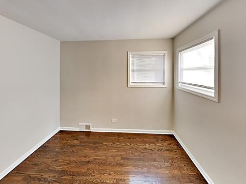 131 E 119th St, Chicago, IL 60628 photo 8