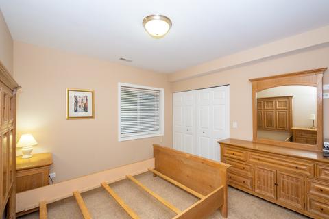 1323 Meade Dr, Lindenhurst, IL 60046 photo 32
