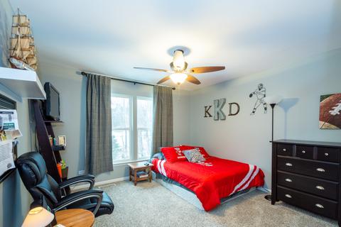 1323 Meade Dr, Lindenhurst, IL 60046 photo 25