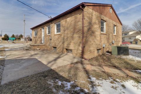 301 W Raab Rd, Normal, IL 61761 photo 45