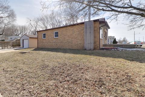 301 W Raab Rd, Normal, IL 61761 photo 44