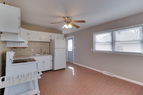 301 W Raab Rd, Normal, IL 61761 photo 21