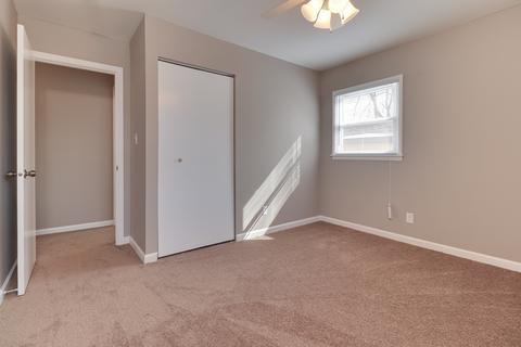 301 W Raab Rd, Normal, IL 61761 photo 18