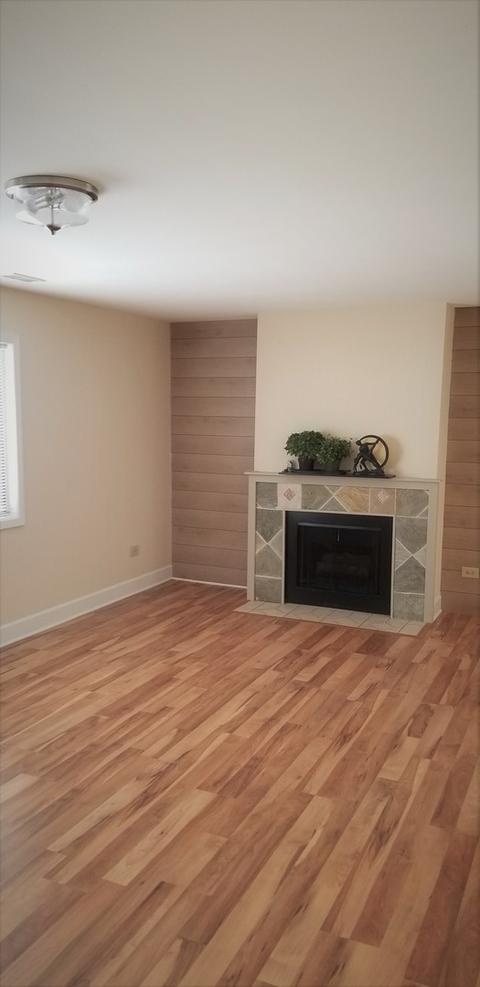 790 Barnaby Pl, Wheeling, IL 60090 photo 3