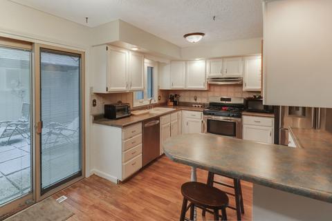321 S Towanda Ave #7, Normal, IL 61761 photo 15