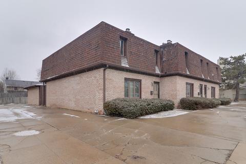 321 S Towanda Ave #7, Normal, IL 61761 photo 3