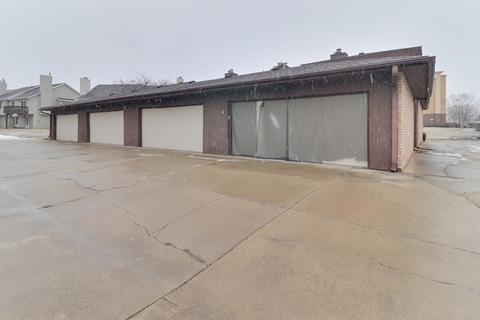 321 S Towanda Ave #7, Normal, IL 61761 photo 6
