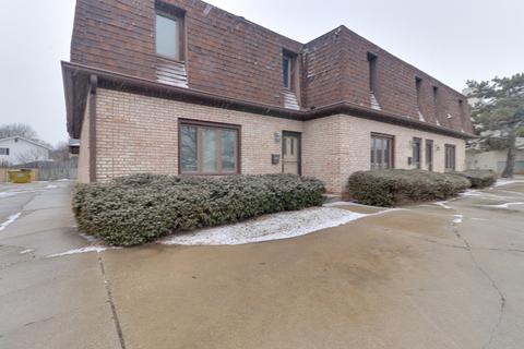 321 S Towanda Ave #7, Normal, IL 61761 photo 4
