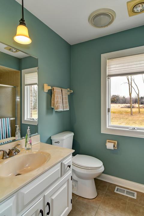 228 79th St, Willowbrook, IL 60527 photo 7