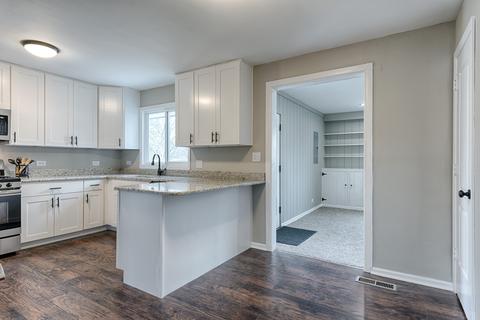 819 Wakeman Ave, Wheaton, IL 60187 photo 6