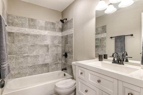 819 Wakeman Ave, Wheaton, IL 60187 photo 12