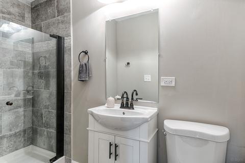 819 Wakeman Ave, Wheaton, IL 60187 photo 17