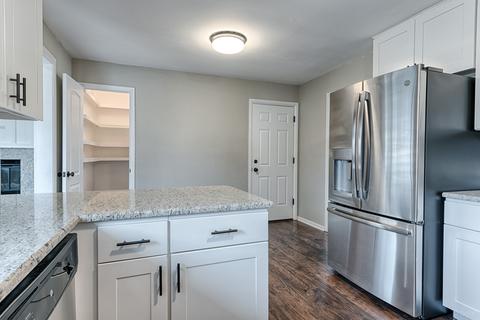 819 Wakeman Ave, Wheaton, IL 60187 photo 4