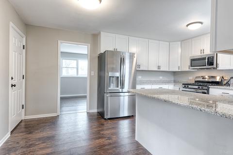 819 Wakeman Ave, Wheaton, IL 60187 photo 7