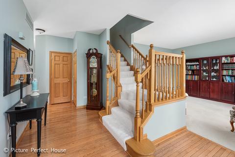23716 Pond View Dr, Plainfield, IL 60585 photo 3