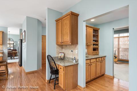 23716 Pond View Dr, Plainfield, IL 60585 photo 9