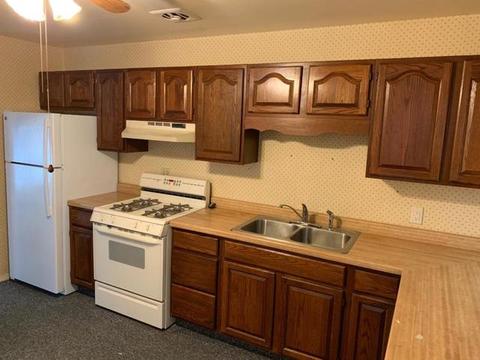 201 Taylor St, Dwight, IL 60420 photo 6