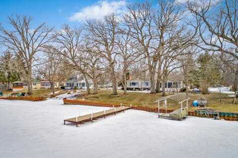 2805 S River Rd, Mchenry, IL 60051 photo 4