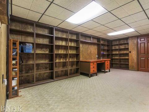1207 N Oak St, Normal, IL 61761 photo 12