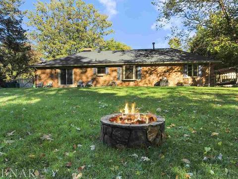 1207 N Oak St, Normal, IL 61761 photo 2