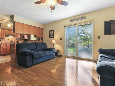 1207 N Oak St, Normal, IL 61761 photo 7