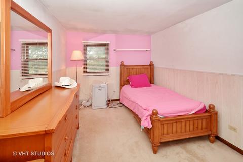 7300 W 83rd St, Bridgeview, IL 60455 photo 10
