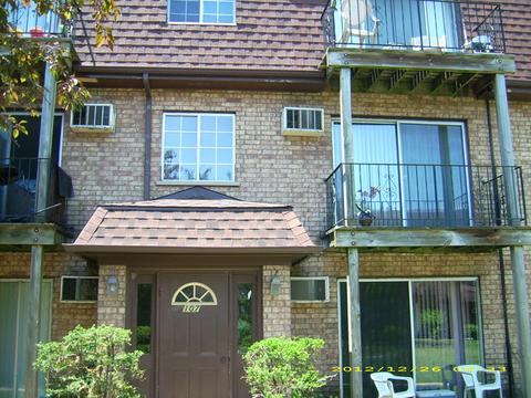 107 E Dundee Rd #2N, Wheeling, IL 60090 photo 1