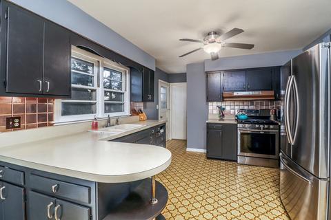 409 Orlando Ave, Normal, IL 61761 photo 6