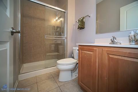 5797 Red Oak Dr, Hoffman Estates, IL 60192 photo 15