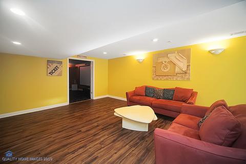 5797 Red Oak Dr, Hoffman Estates, IL 60192 photo 21