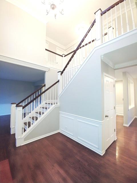 1111 Spinnaker St, Elgin, IL 60123 photo 2