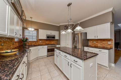 5302 Maple Glen Dr, Plainfield, IL 60586 photo 5