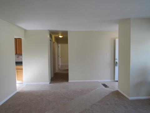 35 Circle Drive East Dr, Montgomery, IL 60538 photo 5