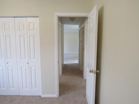 35 Circle Drive East Dr, Montgomery, IL 60538 photo 17