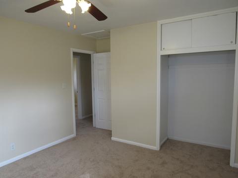 35 Circle Drive East Dr, Montgomery, IL 60538 photo 14