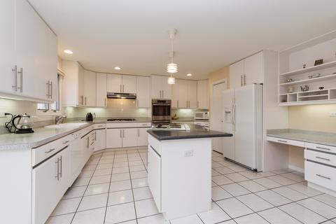 4049 Blake Ln, Glenview, IL 60026 photo 4