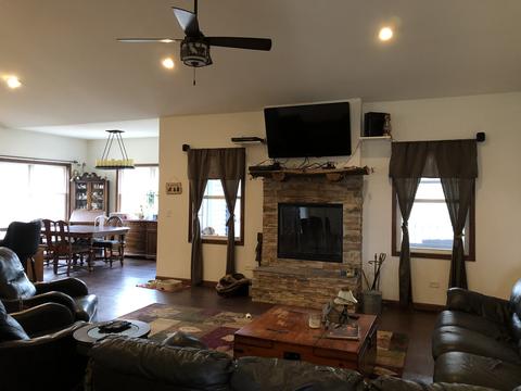 110 E 7th St E, Spring Valley, IL 61362 photo 6