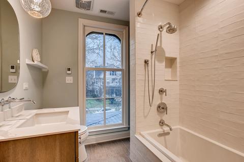 809 Monroe St, Evanston, IL 60202 photo 22