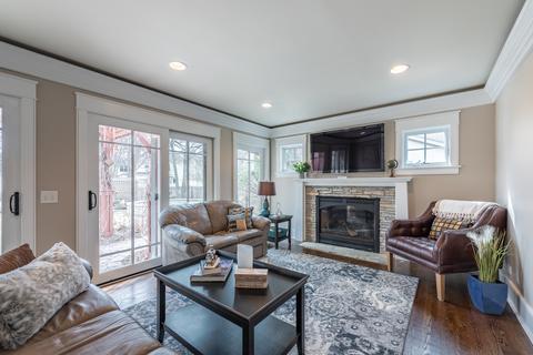 1949 Gladstone Dr, Wheaton, IL 60189 photo 19