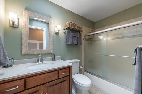 1949 Gladstone Dr, Wheaton, IL 60189 photo 28