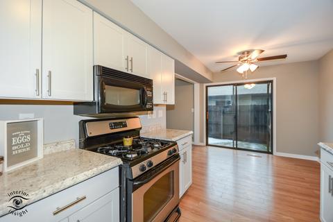 266 Circlegate Rd, New Lenox, IL 60451 photo 10
