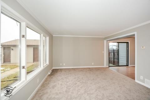266 Circlegate Rd, New Lenox, IL 60451 photo 3