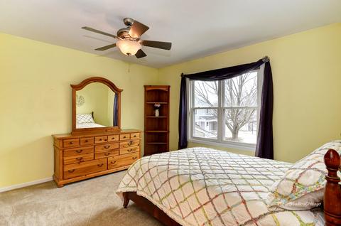 625 Equestrian Dr, Wheeling, IL 60090 photo 18